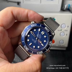 Seamaster Diver 300M James Bond 60th Anniversary 42mm Blue Dial SS Bracelet VSF A8806