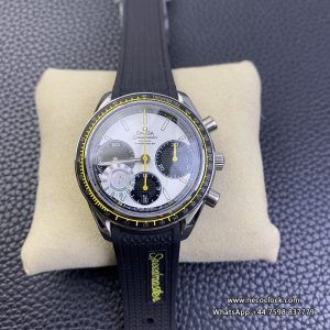 Speedmaster 40mm Racing Master White/Black Dial Black Rubber Strap HRF A7750
