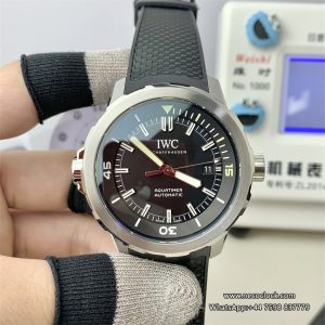 Aquatimer Chronograph 44mm  Black Dial Rubber Strap V6SF A2892