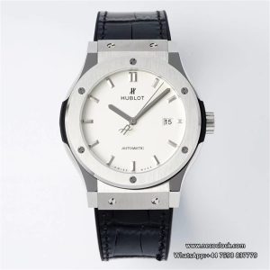 Classic Fusion 42mm White Dial Black Rubber Strap JJ+F A1110