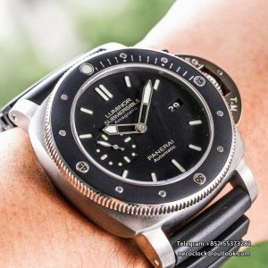 PAM389 47mm Submersible Titanium Black Dial Black Rubber Strap VSF P9000