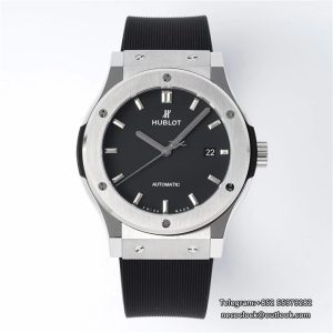 Classic Fusion 42mm Black Dial Black Rubber Strap JJ+F A1110