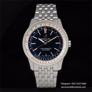 Breitling 41mm NAVITIMER Black/White Dial SS Bracelet V7F A2824