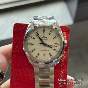 Aqua Terra 150M 38mm White Dial SS Bracelet A8800 VSF